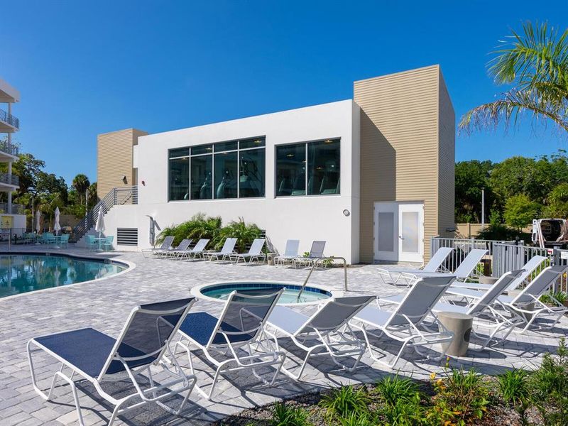 Pool, fitness center and relax by the pool