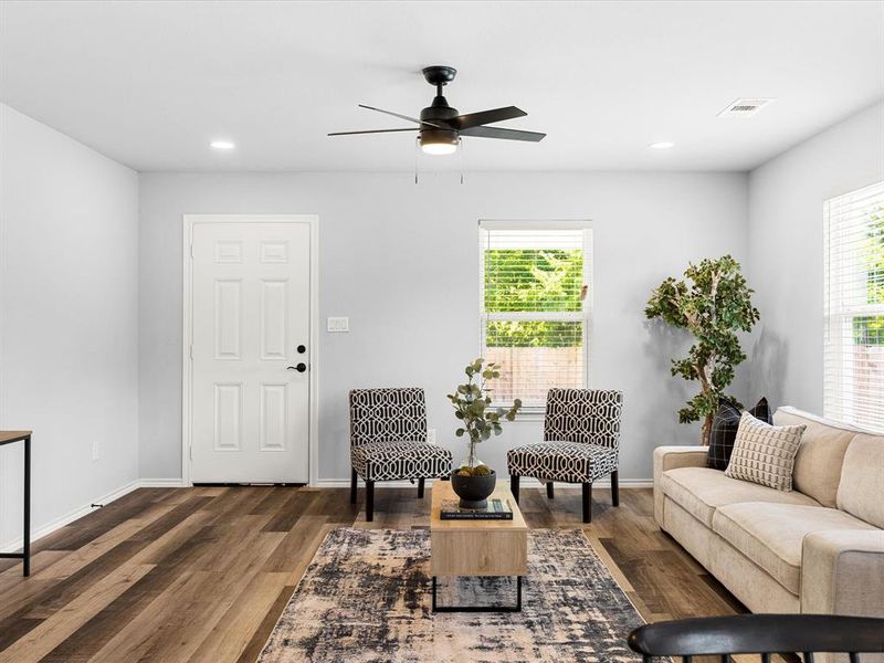 Furnished interior view inside a new home in , Fort Worth (Image 10). Furnished interior view inside a new home in , Fort Worth (Image 10).
