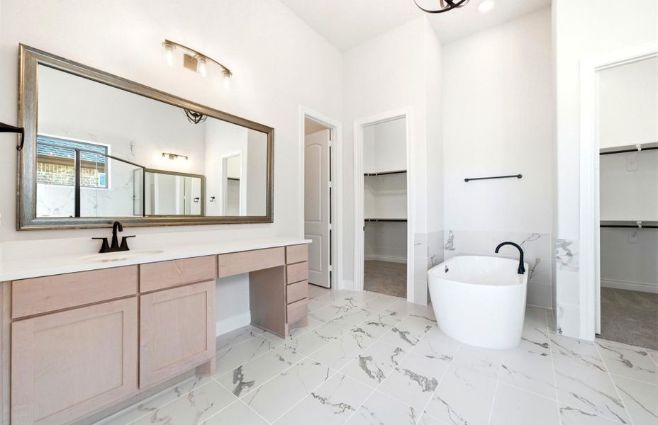 Furnished interior view inside a new home in The Highlands 55′, Porter (Image 10).