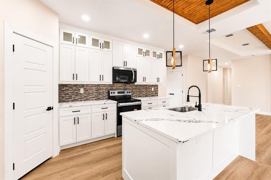 Furnished interior view inside a new home in , Granbury (Image 7).