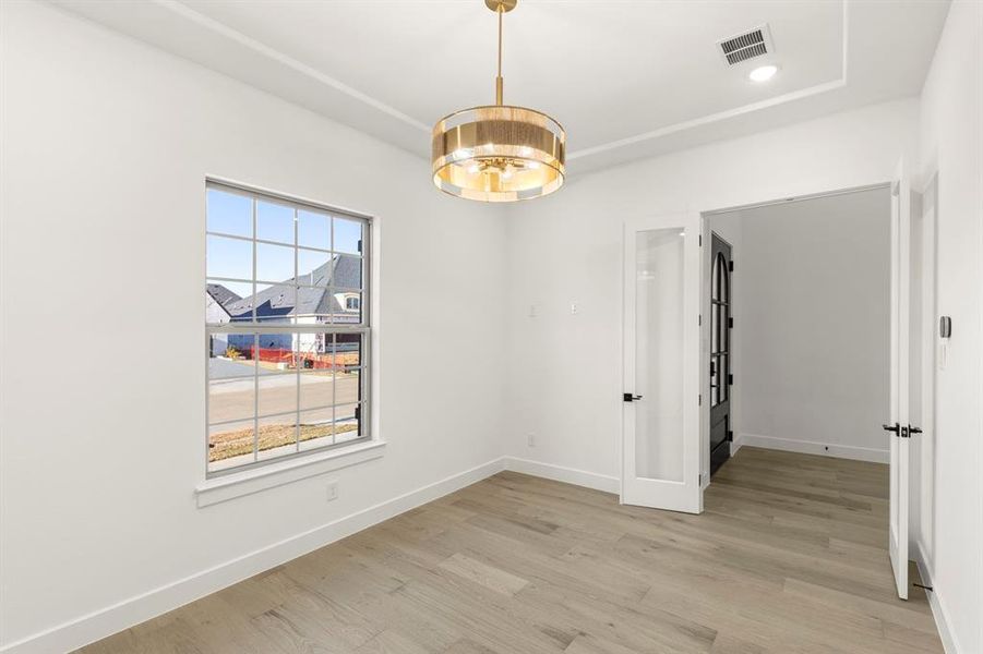 11. 4711 Belo - Study