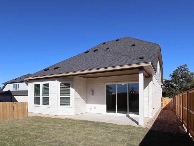 Exterior details and patio area of a home in Cedar Brook, Leander (Image 3).