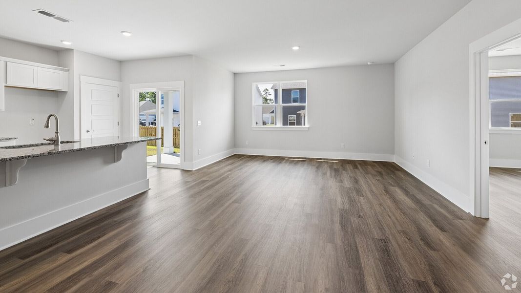 Spacious, unfurnished interior of a new home in Saltgrass Landing, Winnabow (Image 8).