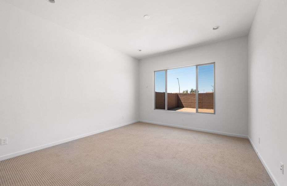 Spacious, unfurnished interior of a new home in Legado West, Queen Creek (Image 22).