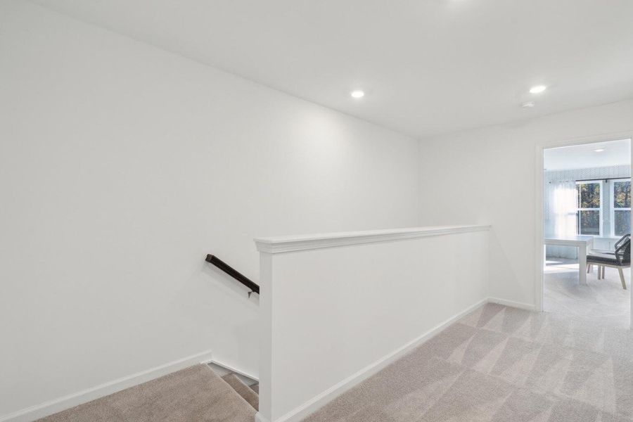 Spacious, unfurnished interior of a new home in , Summerville (Image 17).