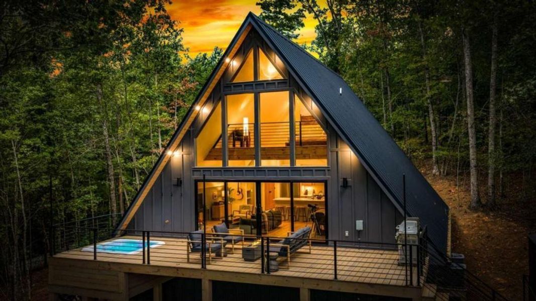 Exterior details and patio area of a home in , Blue Ridge (Image 38).