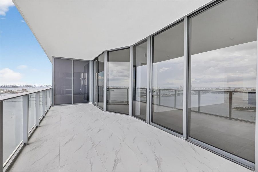 Image 50 of a home in .