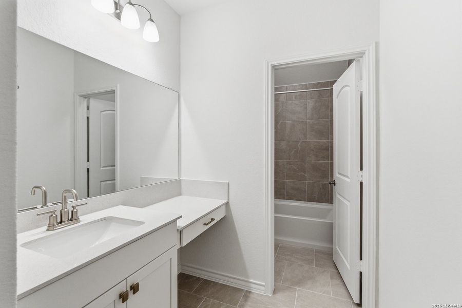 Furnished interior view inside a new home in Lily Springs, Seguin (Image 4).