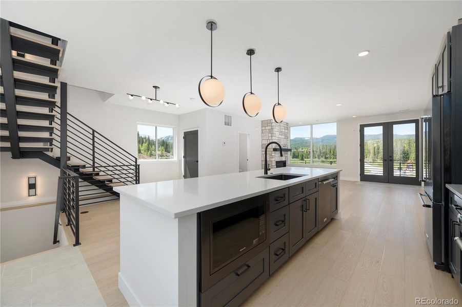 DIFFERENT UNIT // SAME FLOOR PLAN