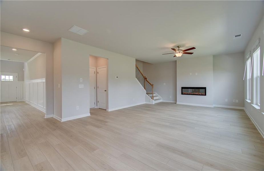 Spacious, unfurnished interior of a new home in Chapel Hill, Newnan (Image 11). Spacious, unfurnished interior of a new home in Chapel Hill, Newnan (Image 11).