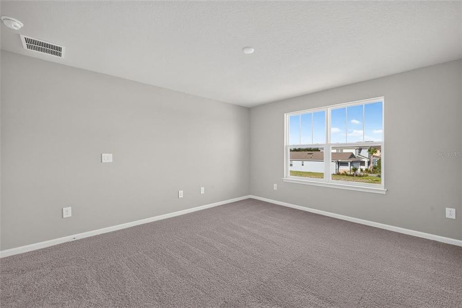 Spacious, unfurnished interior of a new home in Crosswind Ranch, Parrish (Image 19). Spacious, unfurnished interior of a new home in Crosswind Ranch, Parrish (Image 19).