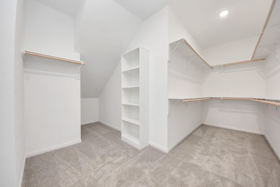 Spacious, unfurnished interior of a new home in Elyson, Katy (Image 19).