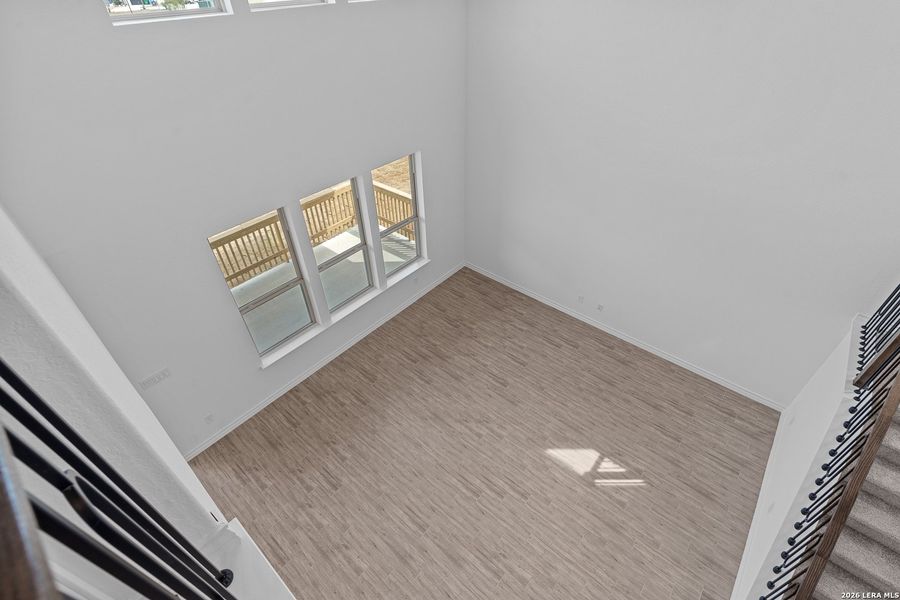 Spacious, unfurnished interior of a new home in Horizon Ridge, San Antonio (Image 31).