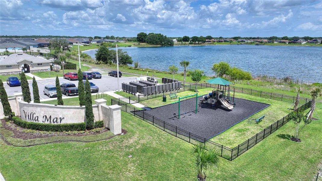 Community amenities in , Winter Haven (Image 33).