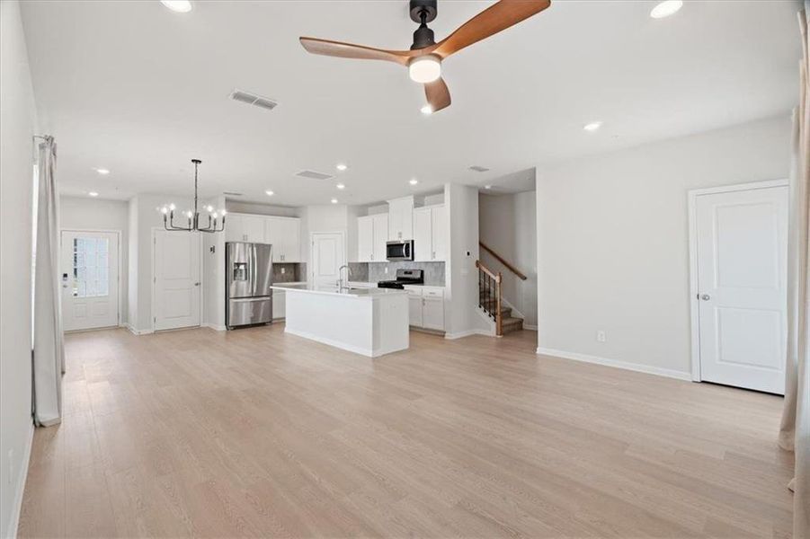 Spacious, unfurnished interior of a new home in Brooks at Riverview Landing, Smyrna (Image 27).