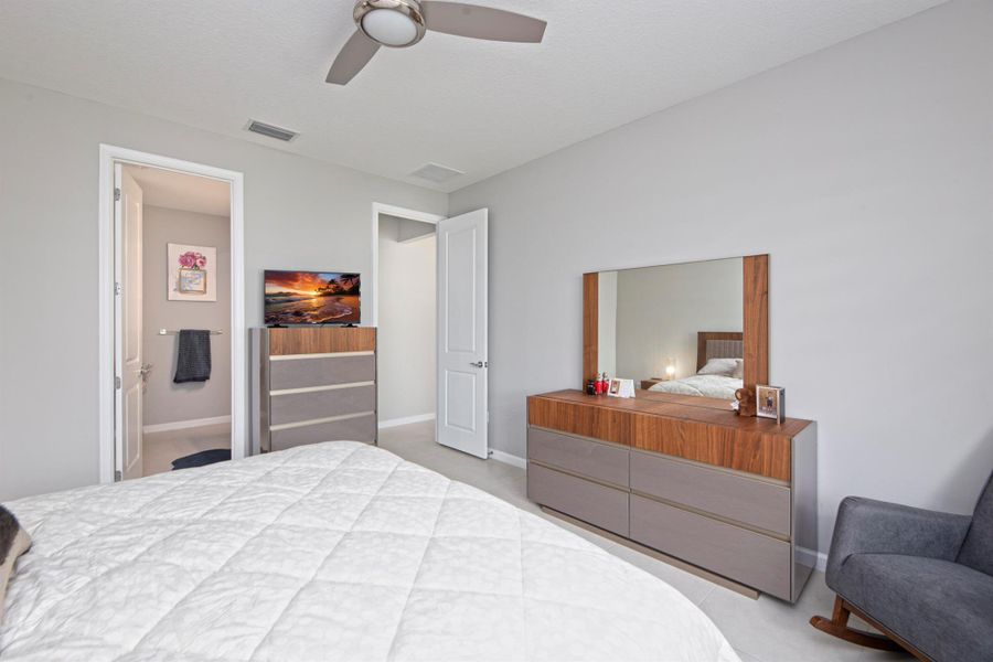 Furnished interior view inside a new home in , Port St. Lucie (Image 14).