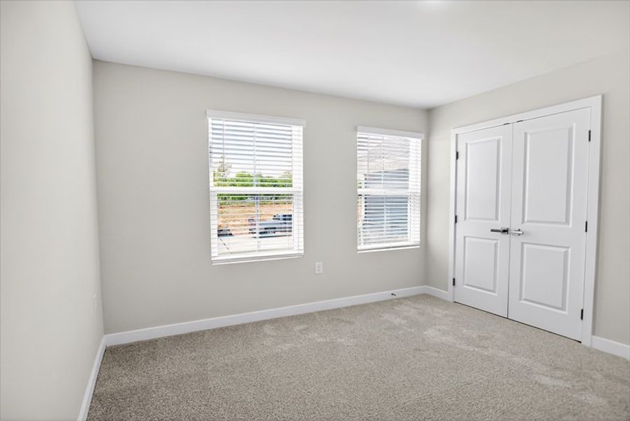 Spacious, unfurnished interior of a new home in Waverly Springs, Woodruff (Image 14).