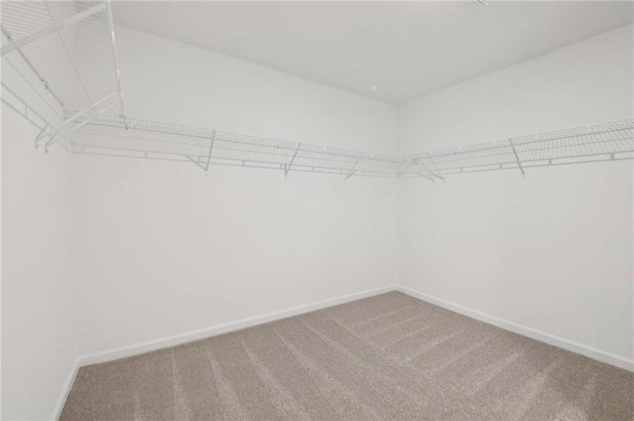 Spacious, unfurnished interior of a new home in The Pointe at Heron Bay, Locust Grove (Image 14).