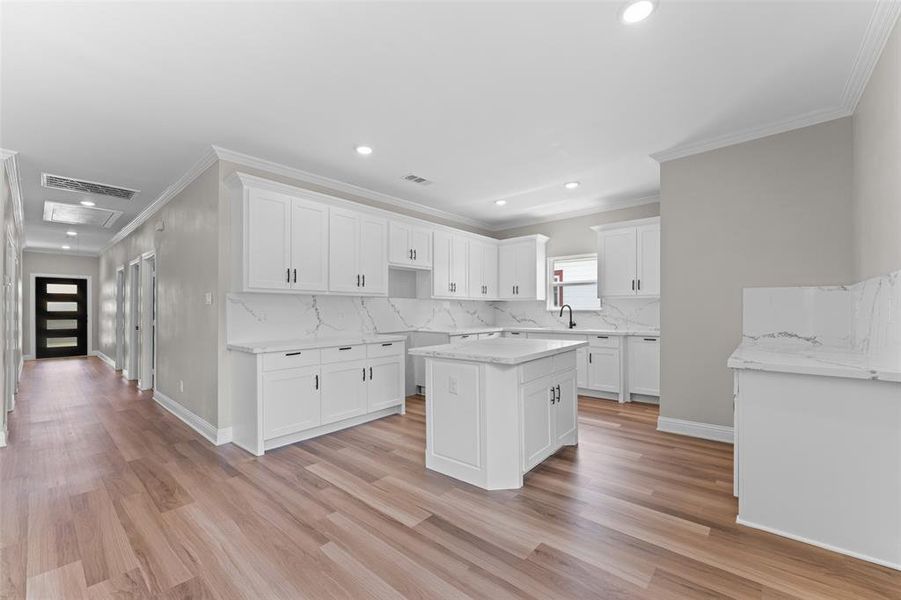 Image 30 of a home in .