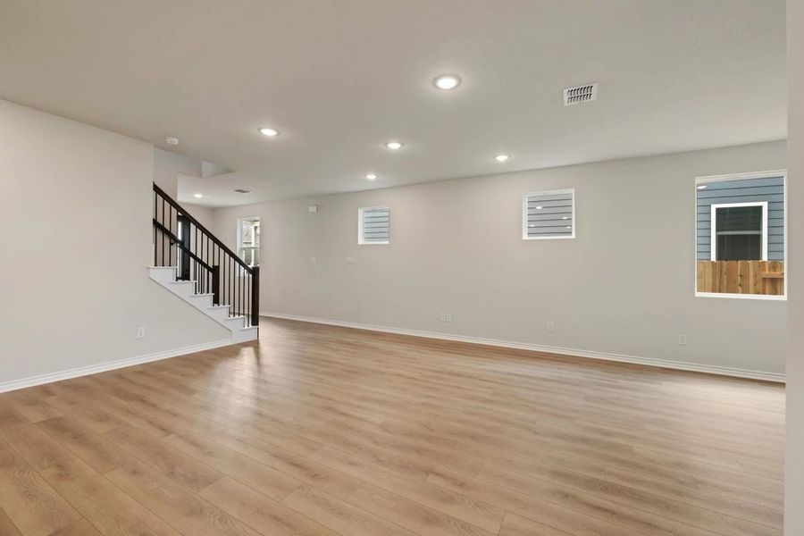 Spacious, unfurnished interior of a new home in Lariat, Liberty Hill (Image 22).