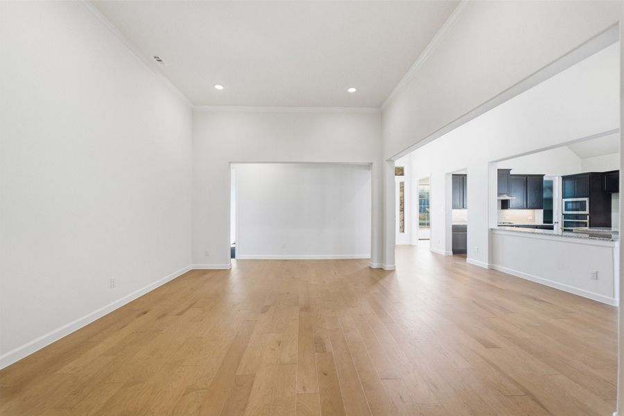 Spacious, unfurnished interior of a new home in Solterra, Mesquite (Image 20). Spacious, unfurnished interior of a new home in Solterra, Mesquite (Image 20).