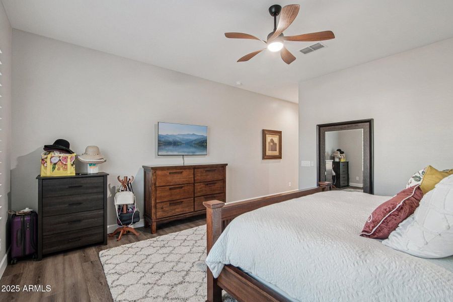 20-web-or-mls-W Monterey Way-S2511-020