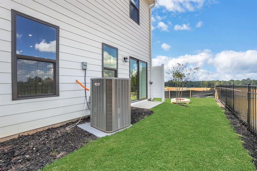 Exterior details and patio area of a home in Laurel Fields, Gainesville (Image 4).