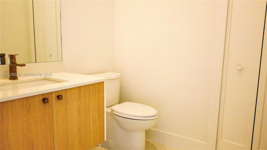 Guest Half Bath