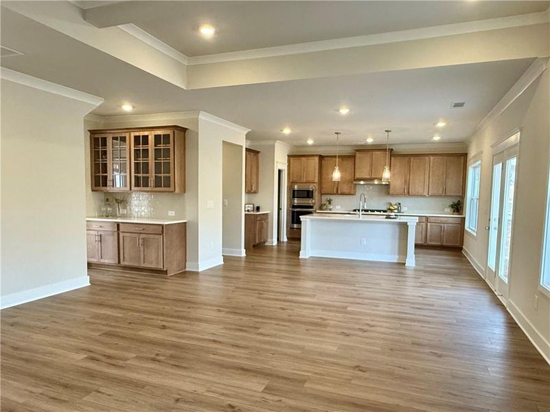 Furnished interior view inside a new home in Ponderosa Farms Manor, Gainesville (Image 14).