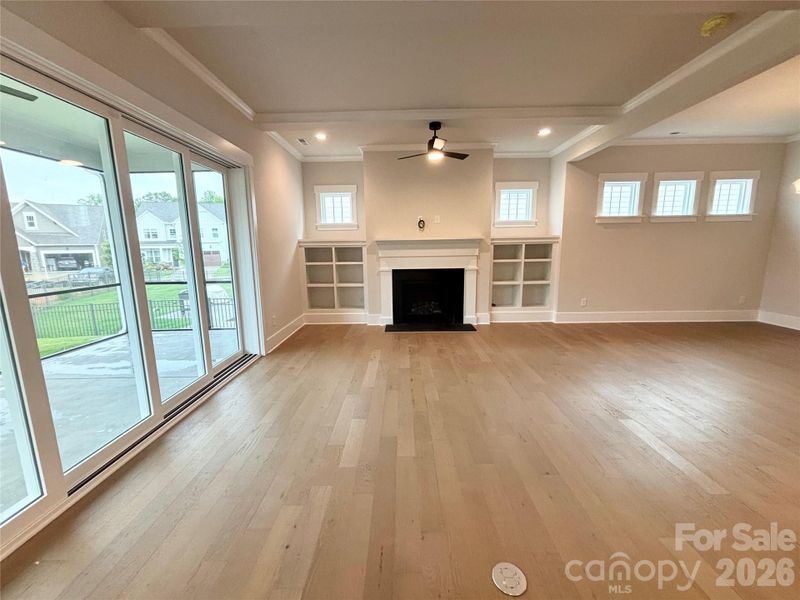 Spacious, unfurnished interior of a new home in Cumberland, Concord (Image 19).