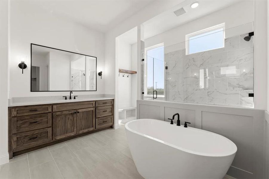 The Berkley B Primary Suite Bathroom