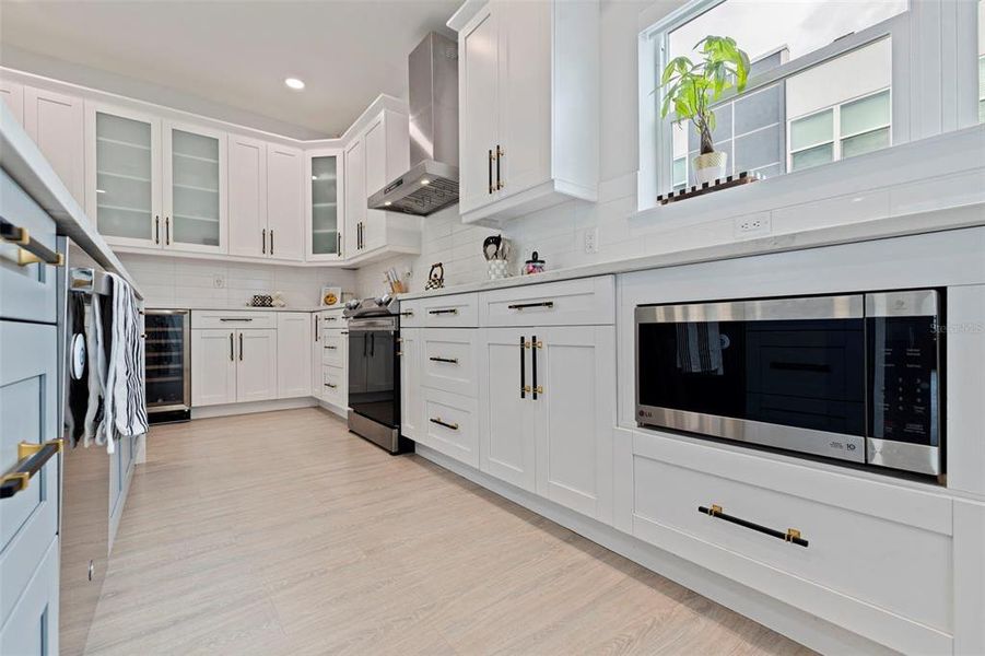 Furnished interior view inside a new home in , Tampa (Image 14).