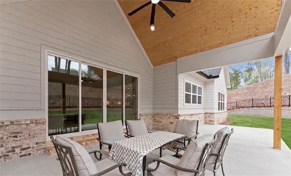 Exterior details and patio area of a home in , Jefferson (Image 3).