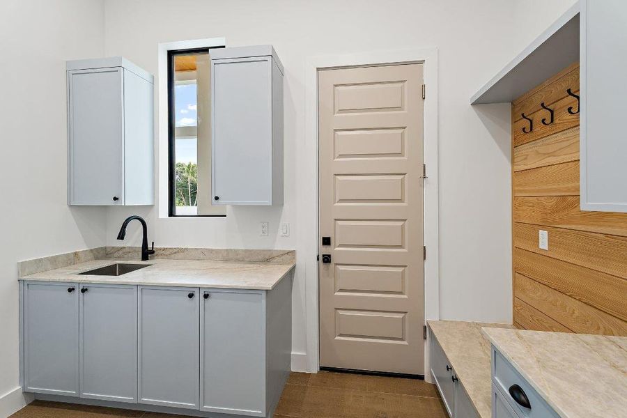 057-7528169thPlace-PalmBeachGardens-SMAL