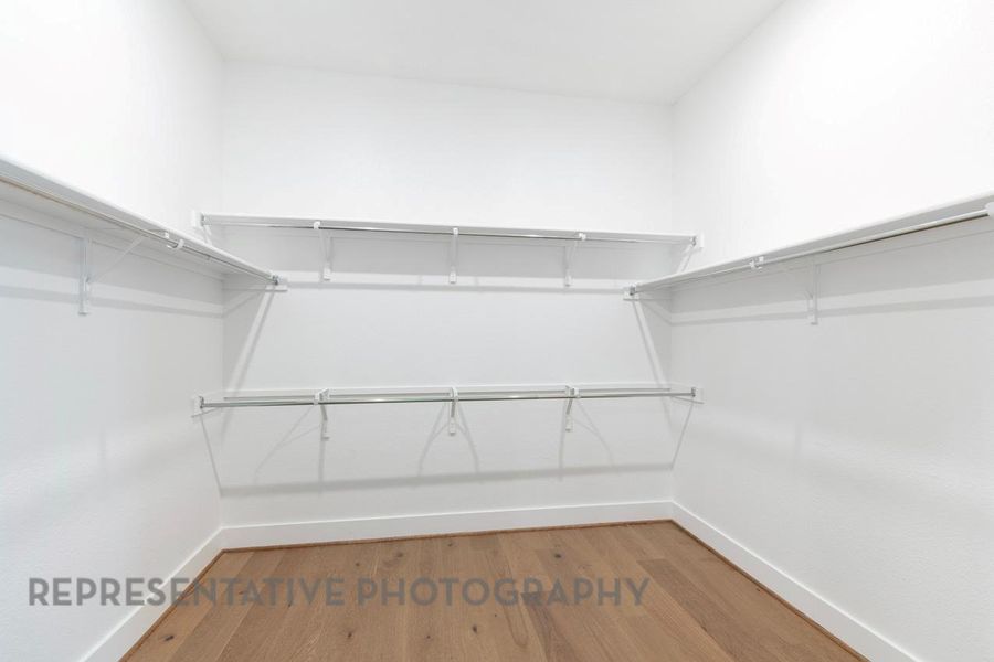 Spacious, unfurnished interior of a new home in Wolf Ranch, Georgetown (Image 21).