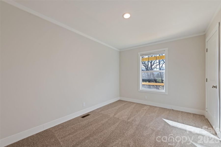 Spacious, unfurnished interior of a new home in , Clyde (Image 23).