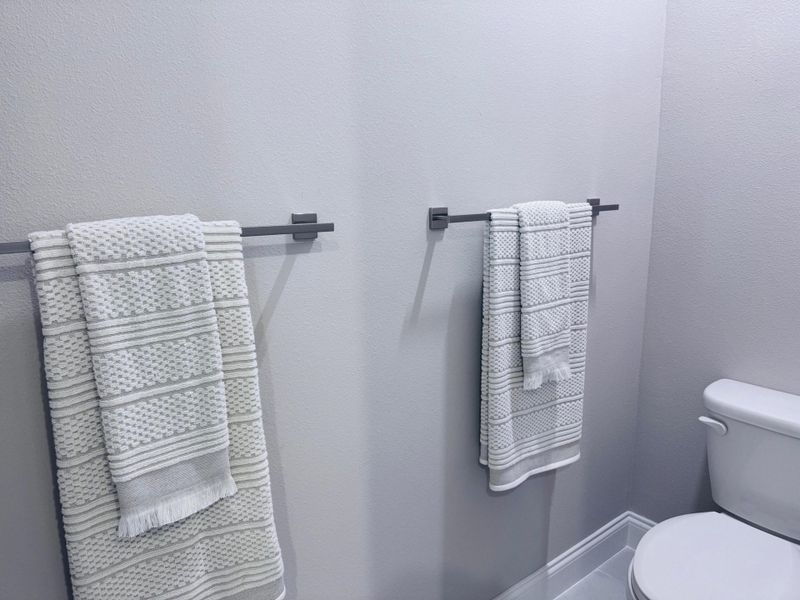 MASTER PRIVET WATER CLOSET