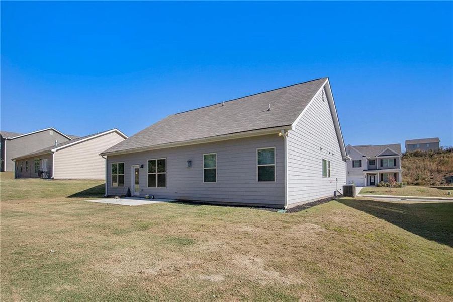 Exterior details and patio area of a home in Hellen Valley, Braselton (Image 4). Exterior details and patio area of a home in Hellen Valley, Braselton (Image 4).