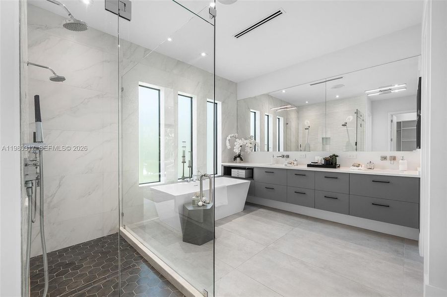 Furnished interior view inside a new home in , Fort Lauderdale (Image 14).