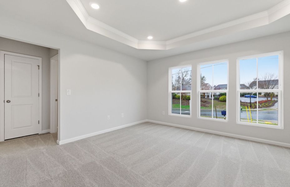 Spacious, unfurnished interior of a new home in Flemingfield, Greensboro (Image 38).