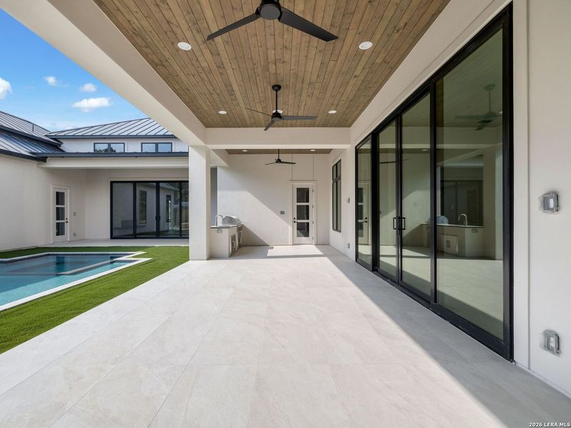 Exterior details and patio area of a home in , San Antonio (Image 31).