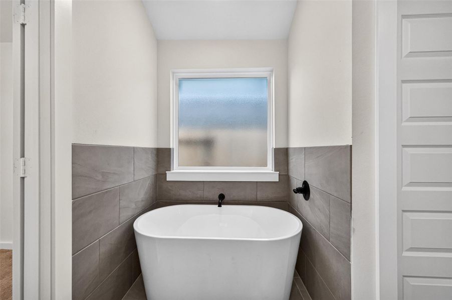 Furnished interior view inside a new home in Foxtail Palms, Manvel (Image 16).