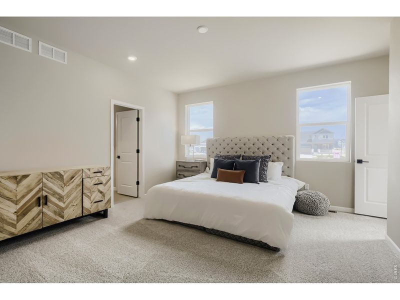 Furnished interior view inside a new home in Country Club Reserve, Fort Collins (Image 12).