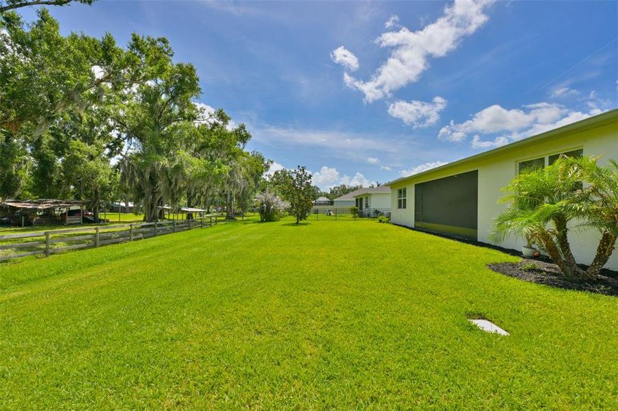 Exterior details and patio area of a home in , Parrish (Image 28).