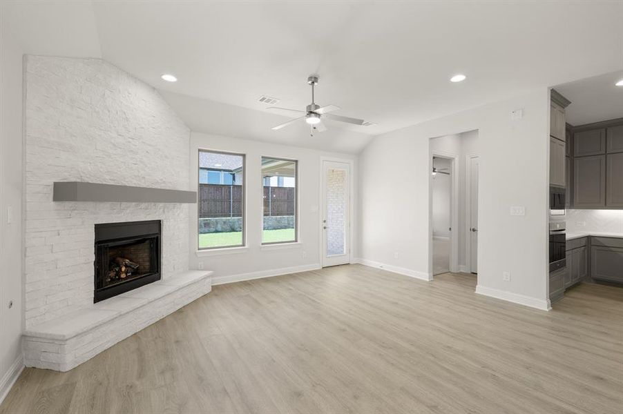 1409 Ripple Glass- Living Room-2 1409 Ripple Glass- Living Room-2