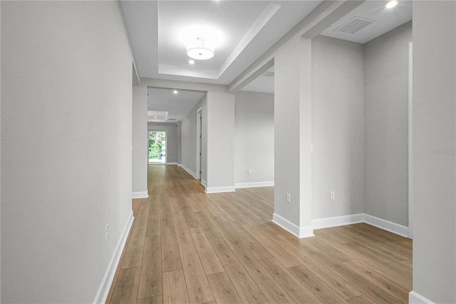 Spacious, unfurnished interior of a new home in Cresswind at Hammock Oaks, Lady Lake (Image 23). Spacious, unfurnished interior of a new home in Cresswind at Hammock Oaks, Lady Lake (Image 23).
