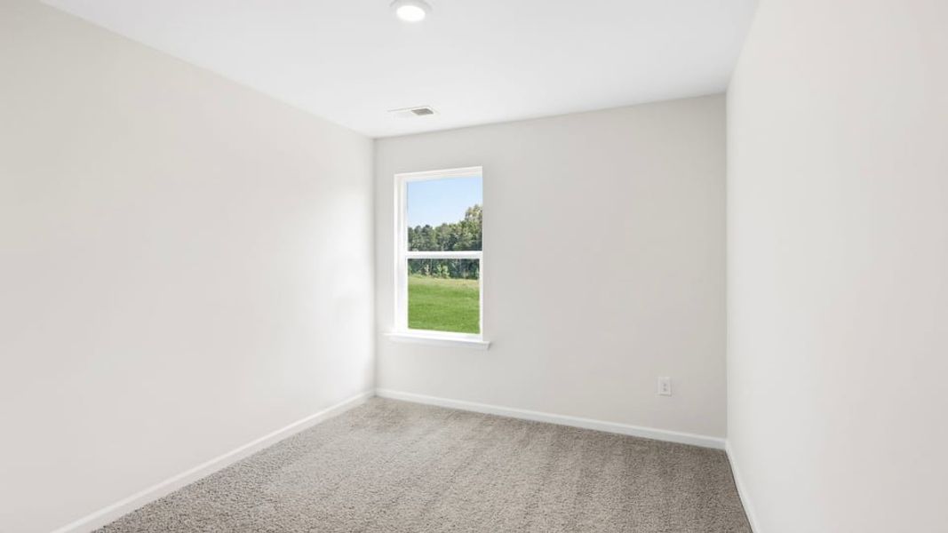 Spacious, unfurnished interior of a new home in Covington Village, Greer (Image 26).