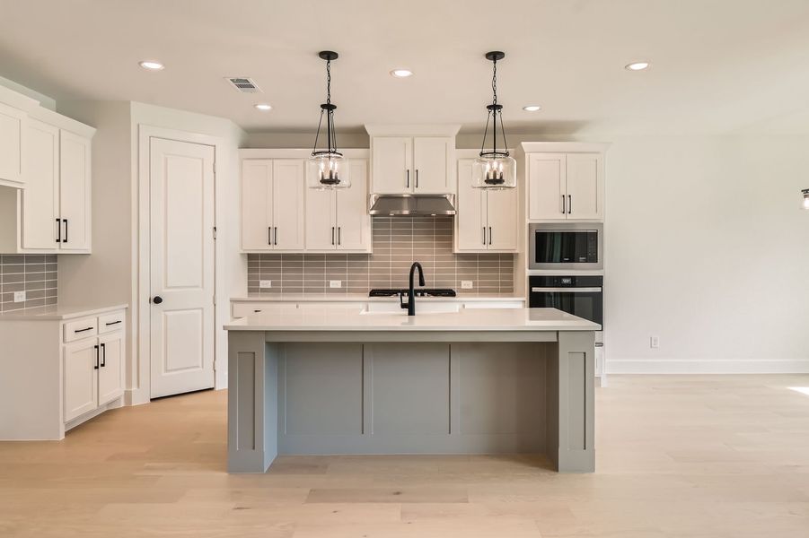 Plan 1560 Representative Photo - Kitchen Plan 1560 Representative Photo - Kitchen