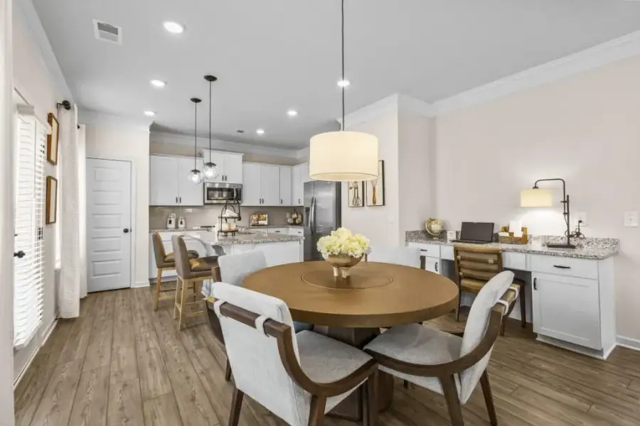 Furnished interior view inside a new home in Saddle Ridge, Calhoun (Image 28).