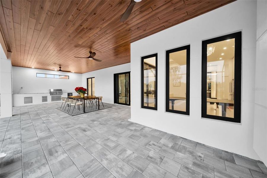 Exterior details and patio area of a home in , Cape Coral (Image 25).